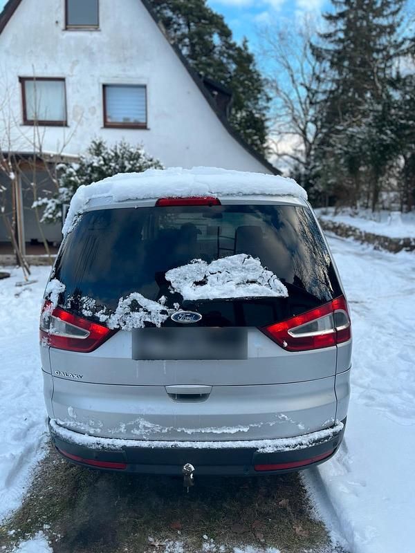 Gebraucht Ford Galaxy 140 PS (102 kW) 2008 Braun Van / Kleinbus