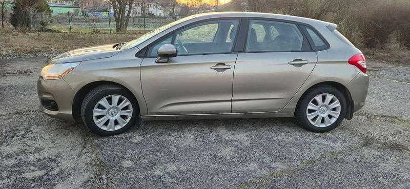 Gebraucht Citroën C4 95 PS (69 kW) 2014 Bronze Limousine