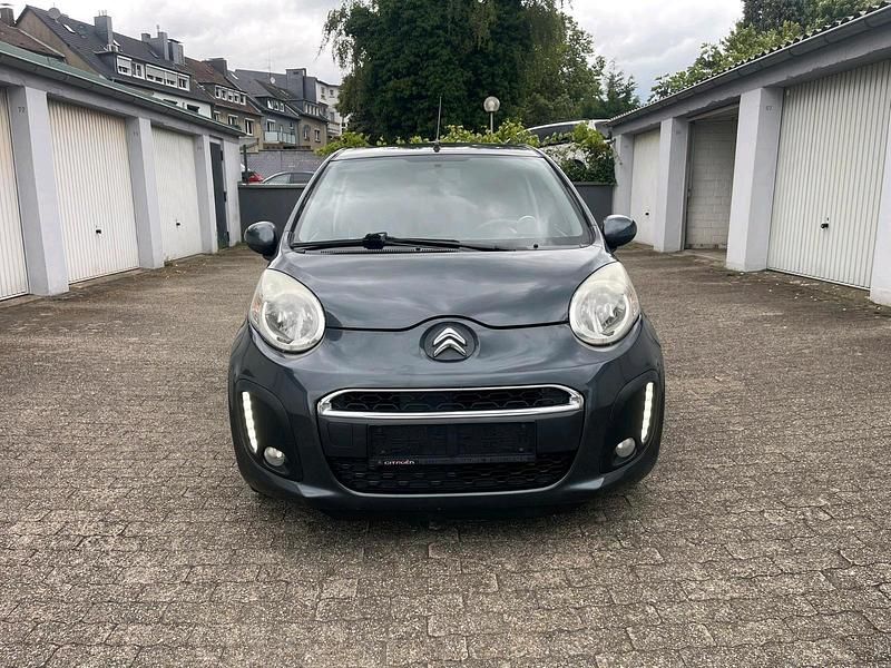Grau Gebraucht 2013 Citroën C1 Kleinwagen | 3.299 € (Fairer Preis) - Bild 1/4