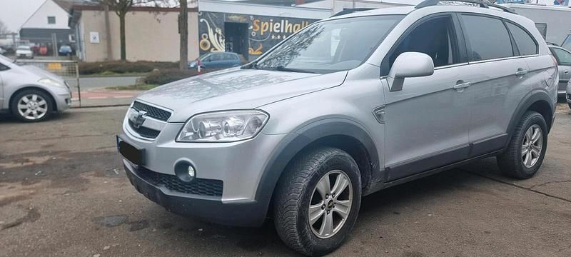 Gebraucht Chevrolet Captiva 136 PS (100 kW) 2010 Silber SUV