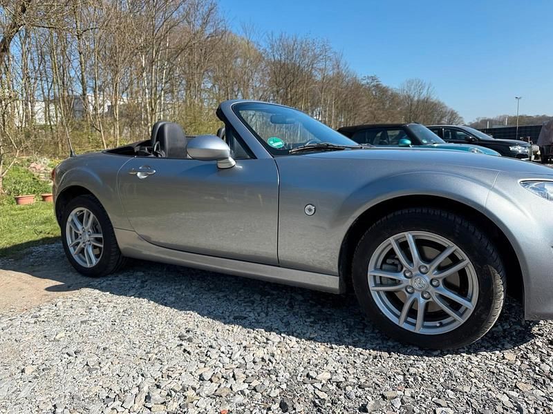 Gebraucht Mazda MX5 126 PS (92 kW) 2013 Grau Cabrio