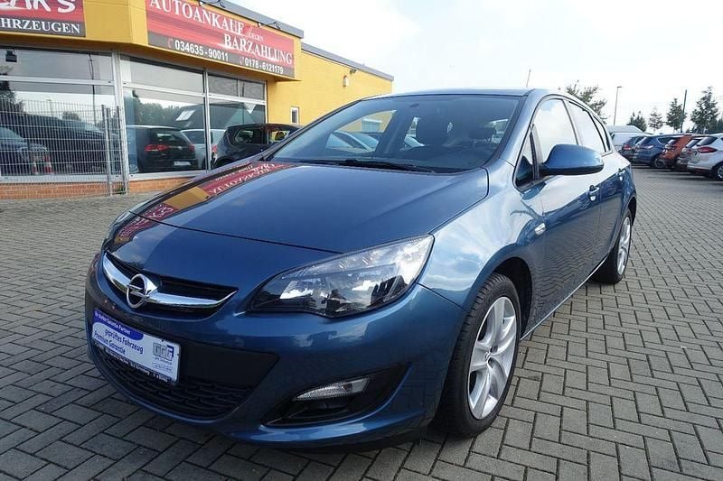 Blau Gebraucht 2012 Opel Astra Limousine | 5.150 € (Fairer Preis) - Bild 1/4