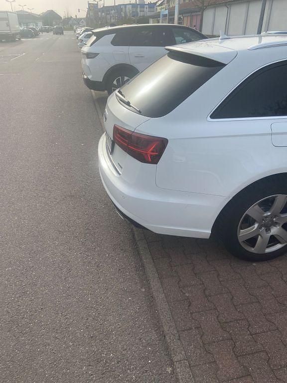Gebraucht Audi A6 Sport 218 PS (160 kW) 2015 Weiß Kombi