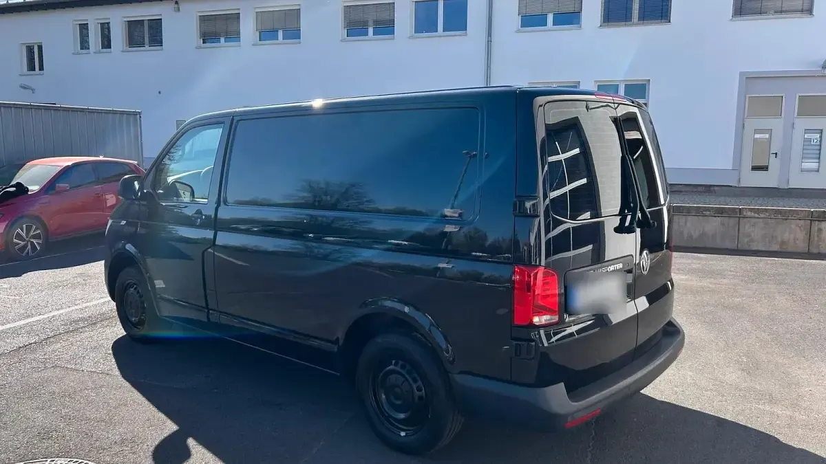 Gebraucht VW Transporter 150 PS (110 kW) 2020 Schwarz Van
