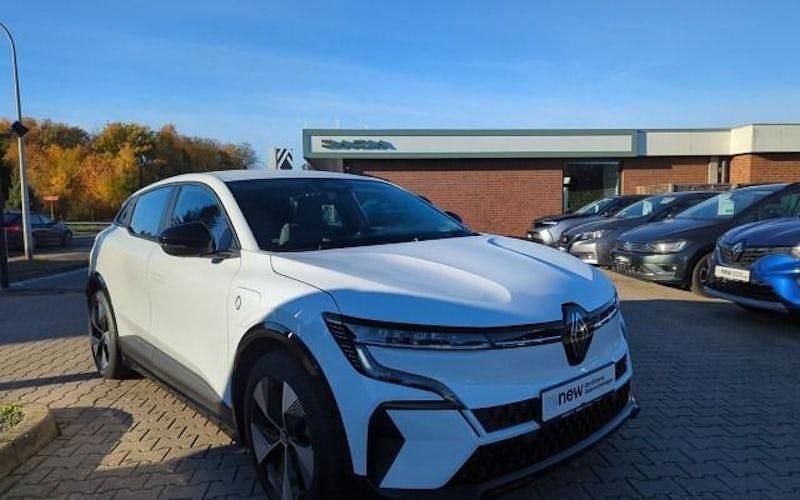 Gebraucht Renault Megane E-Tech Equilibre 96 kW (131 PS) 2022 Weiß Limousine