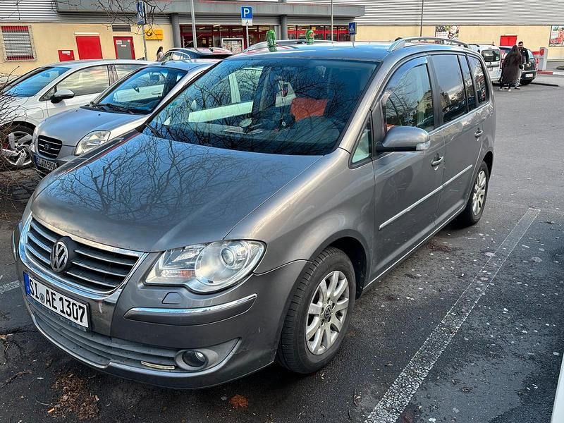 Gebraucht VW Touran 140 PS (102 kW) 2007 Grau Van / Kleinbus
