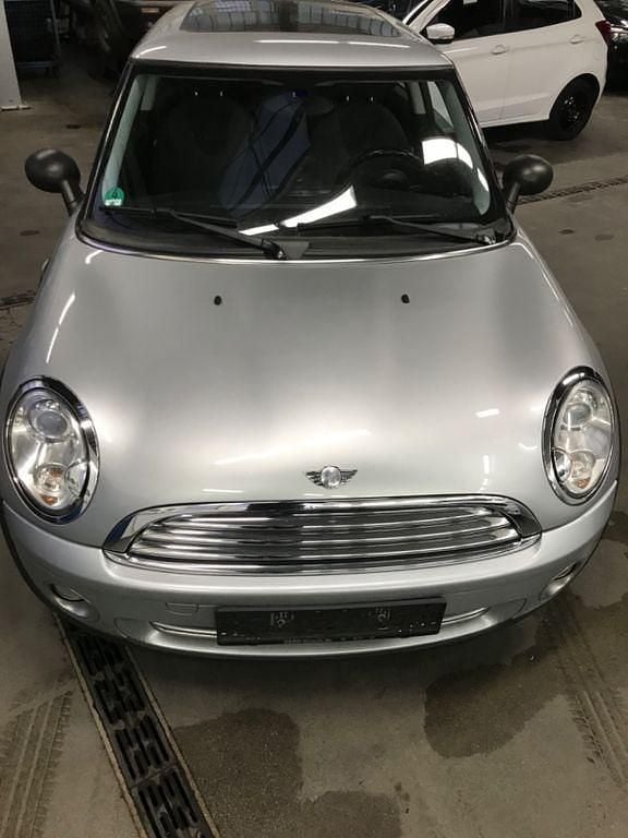Gebraucht Mini ONE 75 PS (55 kW) 2010 Silber Kleinwagen