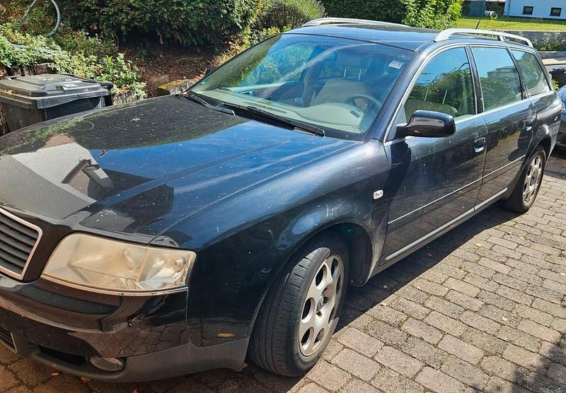 Schwarz Gebraucht 2002 Audi A6 Kombi | 1.200 € (Superpreis) - Bild 1/4