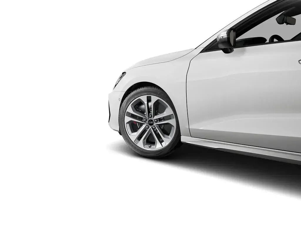 Gebraucht Audi S3 Ambiente 333 PS (244 kW) 2025 Arkonaweiß Limousine