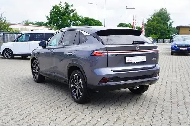 Neu MG HS Luxury 224 PS (164 kW) 2026 Grau SUV