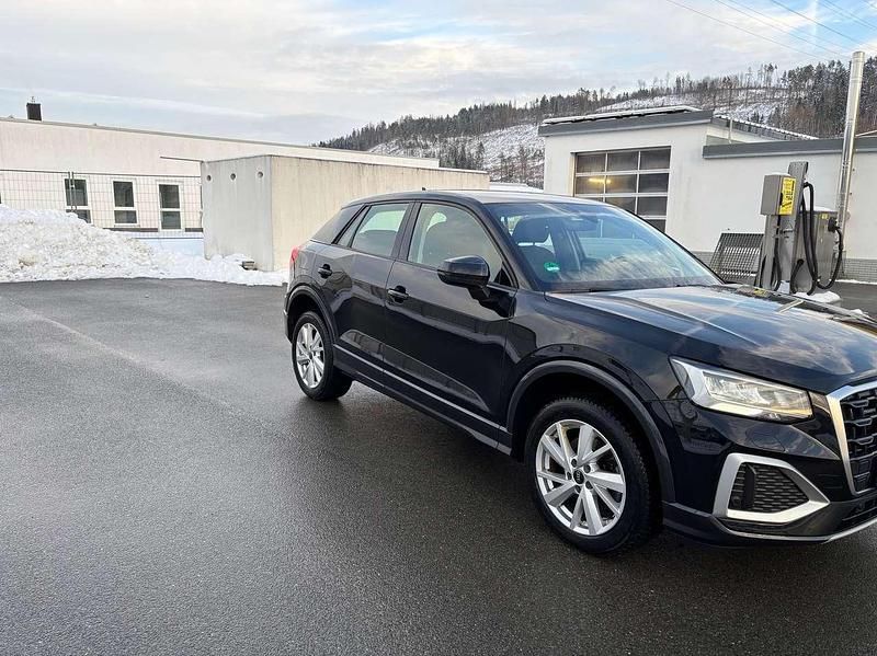 Gebraucht Audi Q2 Advanced 150 PS (110 kW) 2023 Schwarz SUV
