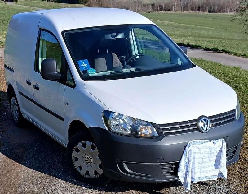 Gebraucht VW Caddy 102 PS (75 kW) 2012 Weiß Van / Kleinbus