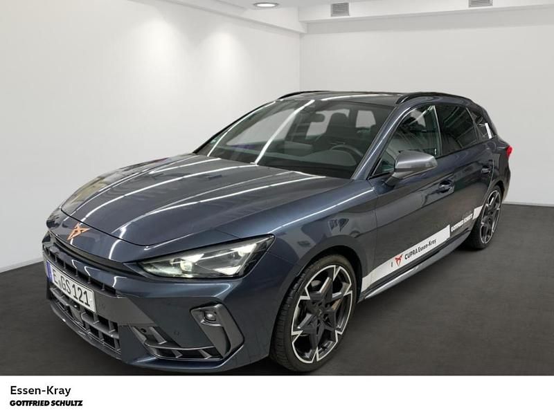 Magnetic grau Gebraucht 2024 Cupra Leon Kombi | 34.580 € (Fairer Preis) - Bild 1/4