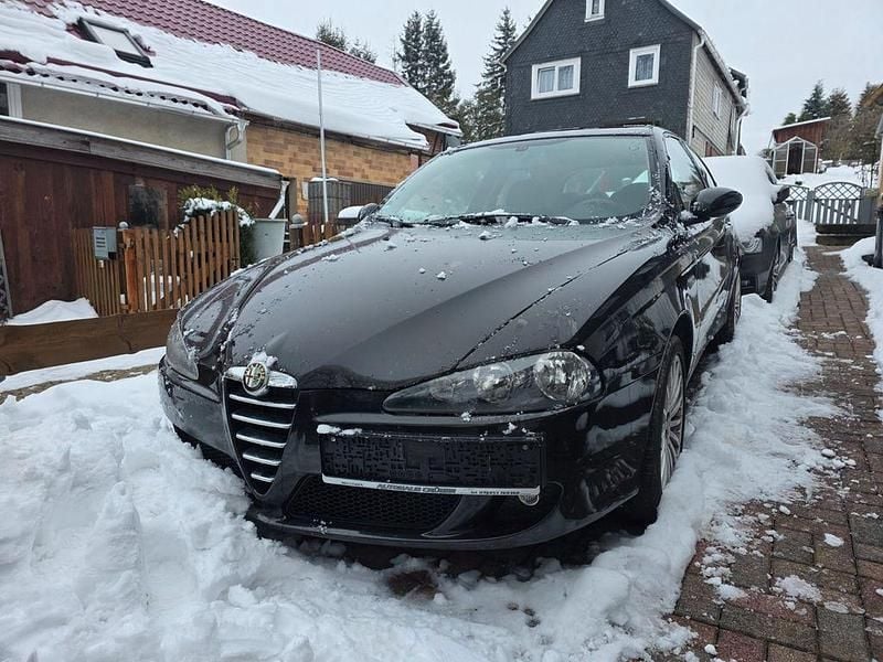 Schwarz Gebraucht 2006 Alfa Romeo 147 Impression Kleinwagen | 1.200 € (Guter Preis) - Bild 1/4
