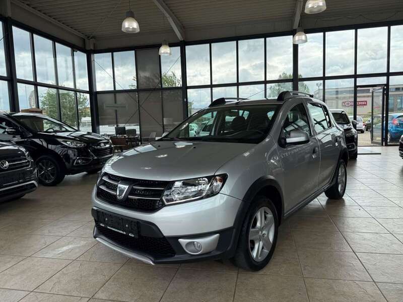 Silber Gebraucht 2016 Dacia Sandero Prestige Kleinwagen | 5.980 € (Fairer Preis) - Bild 1/4