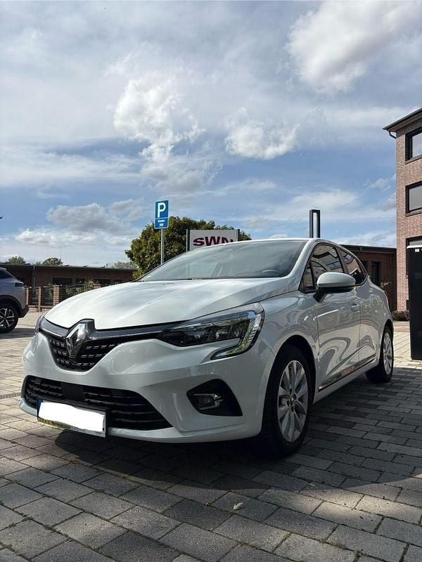 Weiß Gebraucht 2021 Renault Clio V Intens Kleinwagen | 12.500 € (Guter Preis) - Bild 1/4