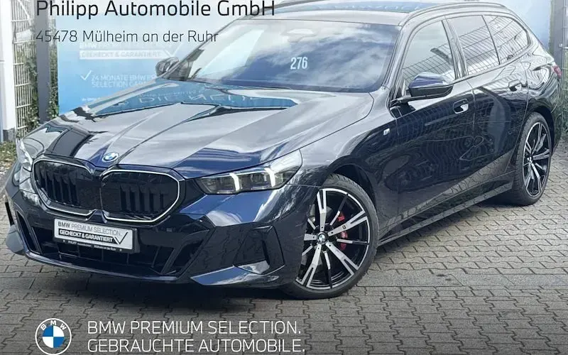Gebraucht BMW 520 Comfort Edition 197 PS (144 kW) 2025 Schwarz Kombi