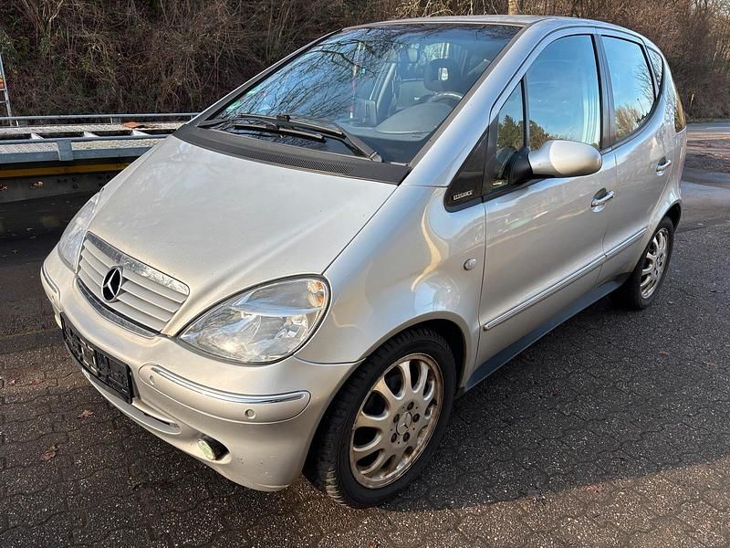 Silber Gebraucht 2002 Mercedes A190 Kleinwagen | 999 € (Guter Preis) - Bild 1/4