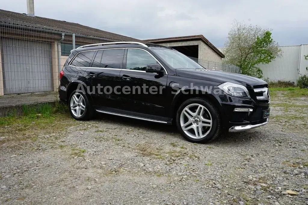 Gebraucht Mercedes GL400 AMG 333 PS (244 kW) 2015 Schwarz SUV