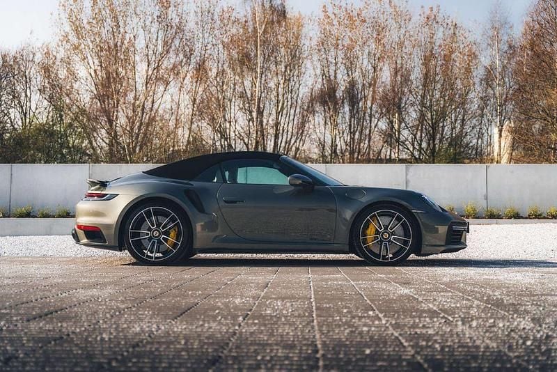 Gebraucht Porsche 992 Sport 650 PS (478 kW) 2020 Grün Cabrio