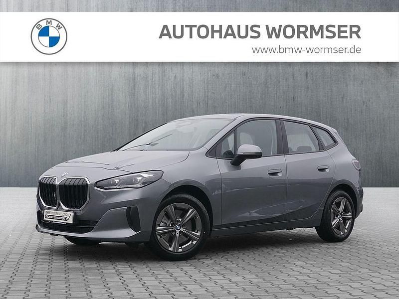 Grau Gebraucht 2024 BMW 223 Active Tourer Van / Kleinbus | 34.790 € (Superpreis) - Bild 1/4