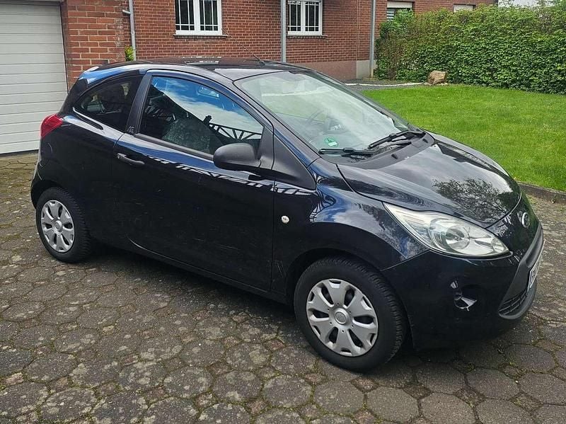 Second-hand Ford Ka 69 CP (50 kW) 2013 Negru Hatchback