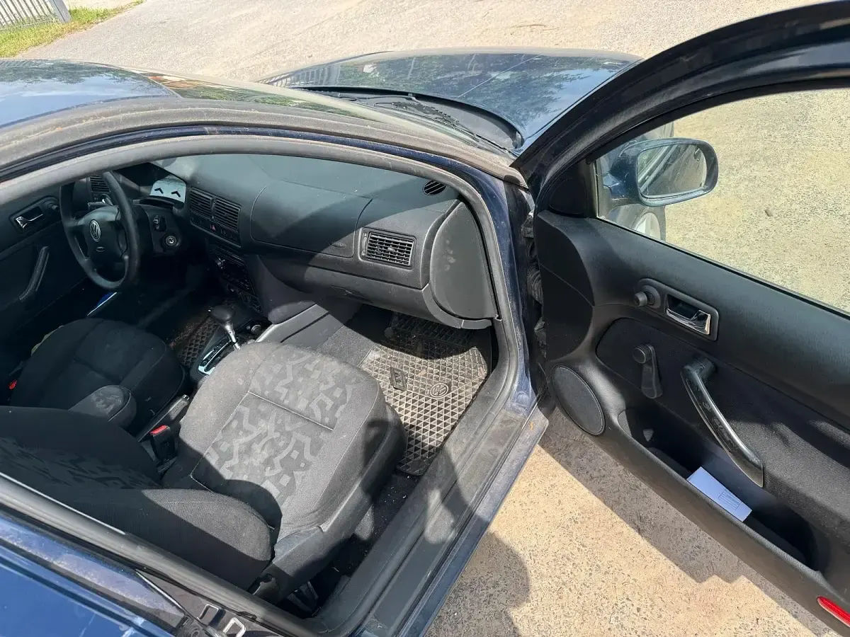 Gebraucht VW Golf III 101 PS (74 kW) 1998 Blau Kleinwagen