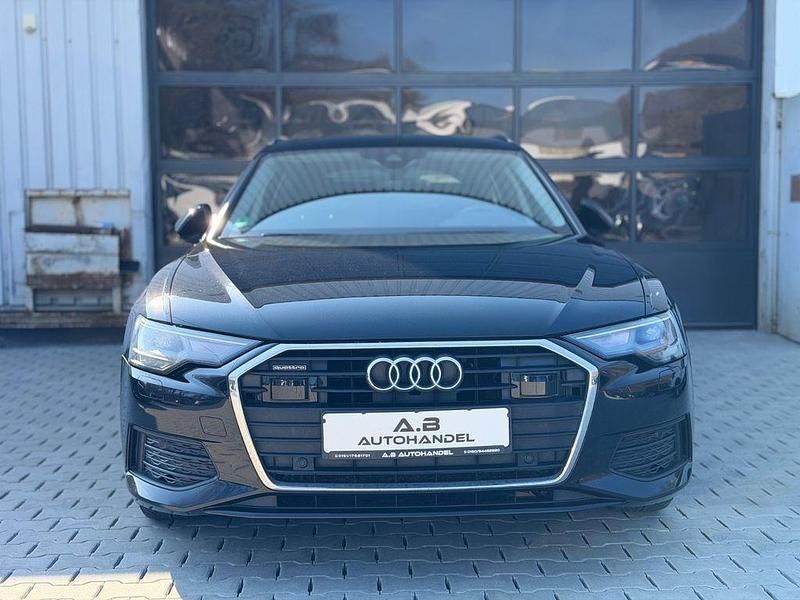 Gebraucht Audi A6 Basis 204 PS (150 kW) 2021 Schwarz Kombi