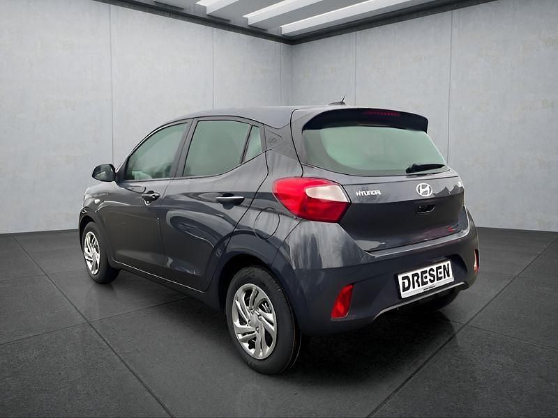 Gebraucht Hyundai i10 Select 63 PS (46 kW) 2025 Grau Kleinwagen