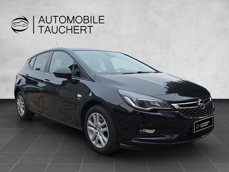 Schwarz Gebraucht 2019 Opel Astra Active Limousine | 11.990 € (Fairer Preis) - Bild 1/4