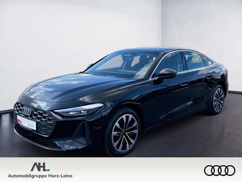 Second-hand Audi A5 Sport 204 CP (150 kW) 2024 Negru Berlinǎ