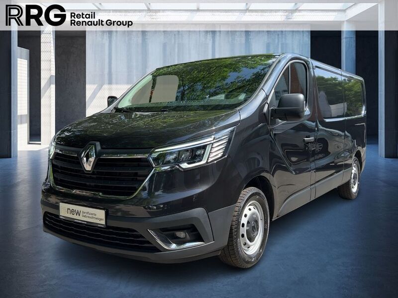 Schwarz Gebraucht 2024 Renault Trafic Komfort Van | 28.990 € (Fairer Preis) - Bild 1/4