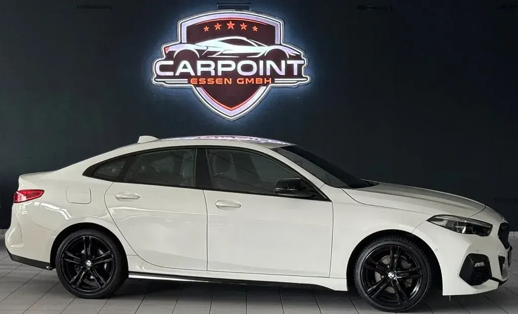 Gebraucht BMW 218 M Sport 136 PS (100 kW) 2021 Weiß Coupé