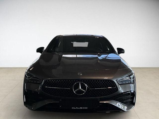 Gebraucht 2025 Mercedes CLA220 Shooting Brake Kombi | 53.330 € - Bild 1/4