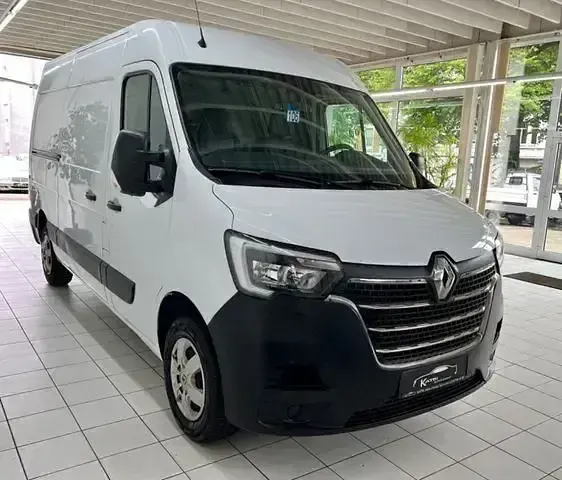 Gebraucht Renault Master Komfort 2022 Weiss Van / Kleinbus