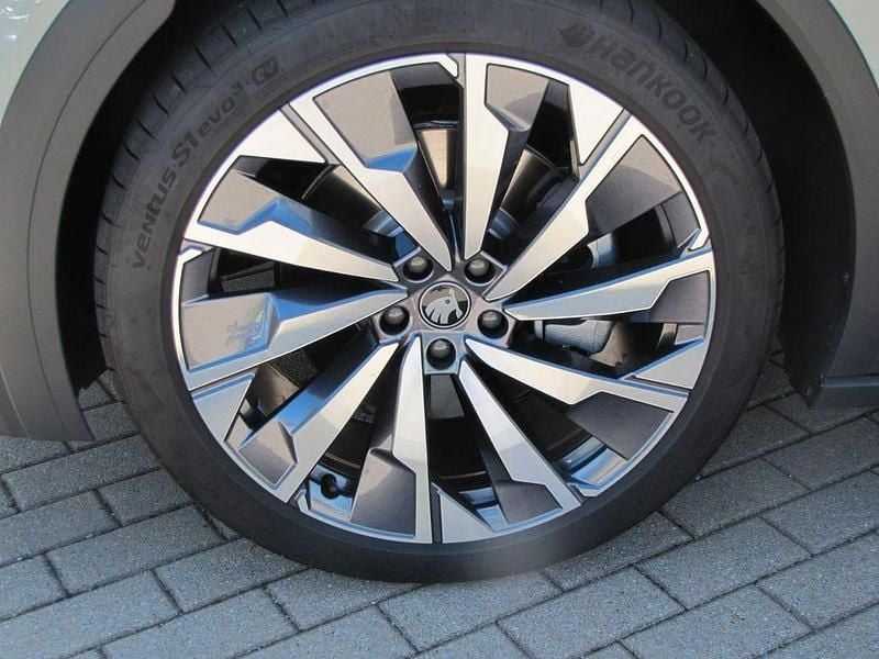 Gebraucht Skoda Elroq Lodge 210 kW (286 PS) 2025 Grün SUV