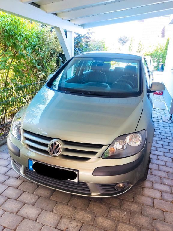 Grün Gebraucht 2005 VW Golf Plus Cross Trendline Van / Kleinbus | 2.500 € (Superpreis) - Bild 1/4