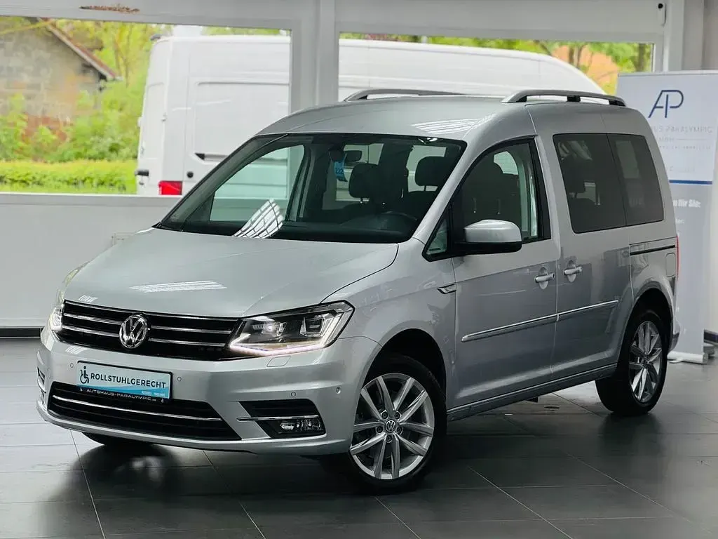 Gebraucht VW Caddy Highline 125 PS (91 kW) 2015 Reflexsilber metallic Van / Kleinbus