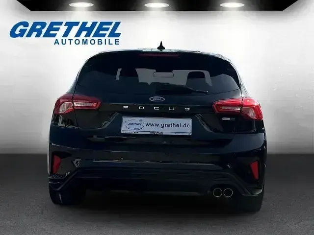 Gebraucht Ford Focus ST-Line X 155 PS (114 kW) 2020 Schwarz Limousine