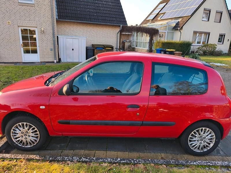Gebraucht Renault Clio 55 PS (40 kW) 2008 Rot Kleinwagen