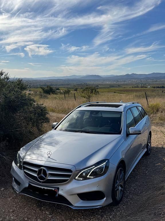 Silber Gebraucht 2015 Mercedes E220 Avantgarde Limousine | 18.750 € (Etwas zu teuer) - Bild 1/4