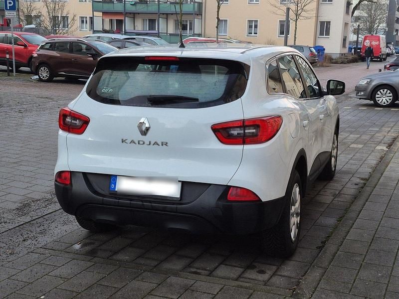 Gebraucht Renault Kadjar Life 140 PS (102 kW) 2018 Weiß SUV
