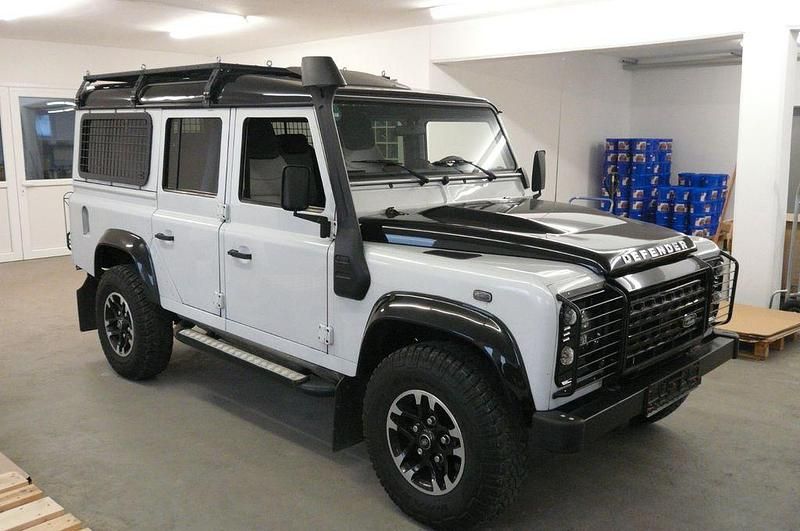 Gebraucht Land Rover Defender Adventure 122 PS (89 kW) 2016 Weiß SUV