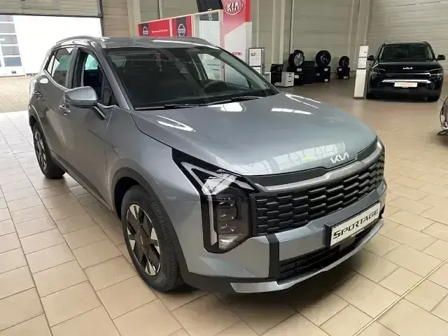 Neu Kia Sportage 179 PS (131 kW) 2025 Silber SUV