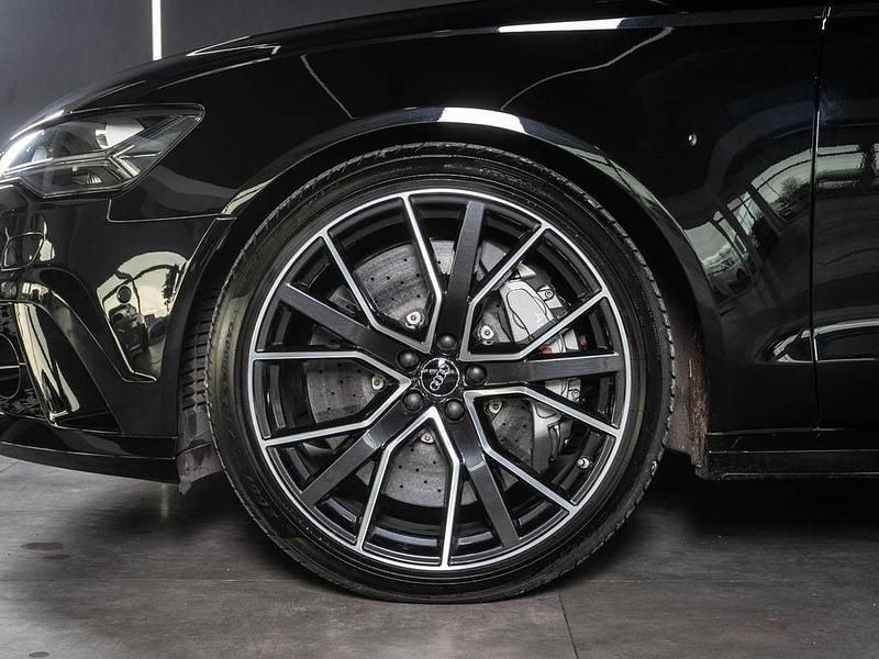 Gebraucht Audi RS6 Performance 605 PS (444 kW) 2018 Mythosschwarz metallic Kombi