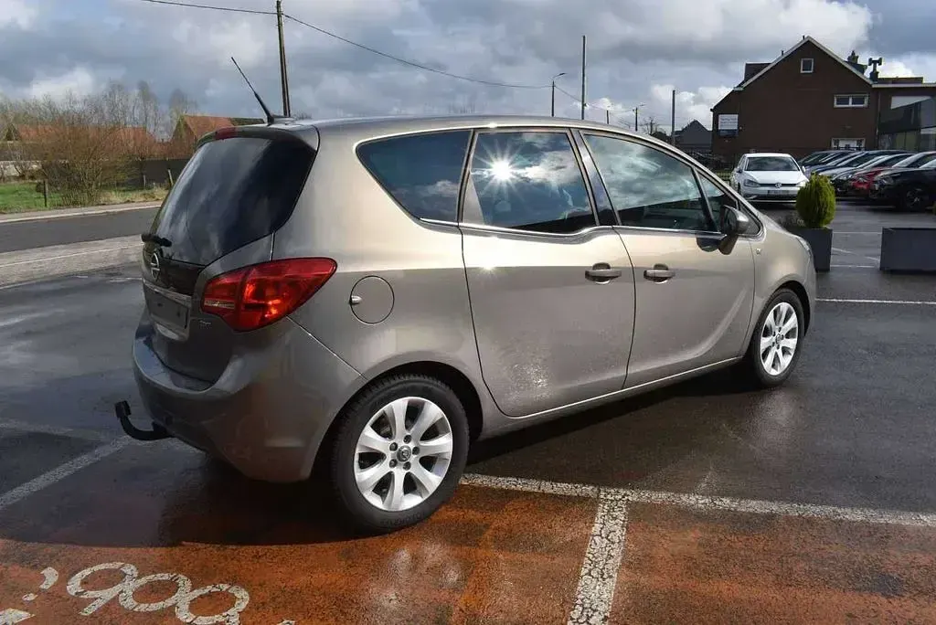 Gebraucht Opel Meriva Cosmo 110 PS (80 kW) 2014 Beige Van / Kleinbus