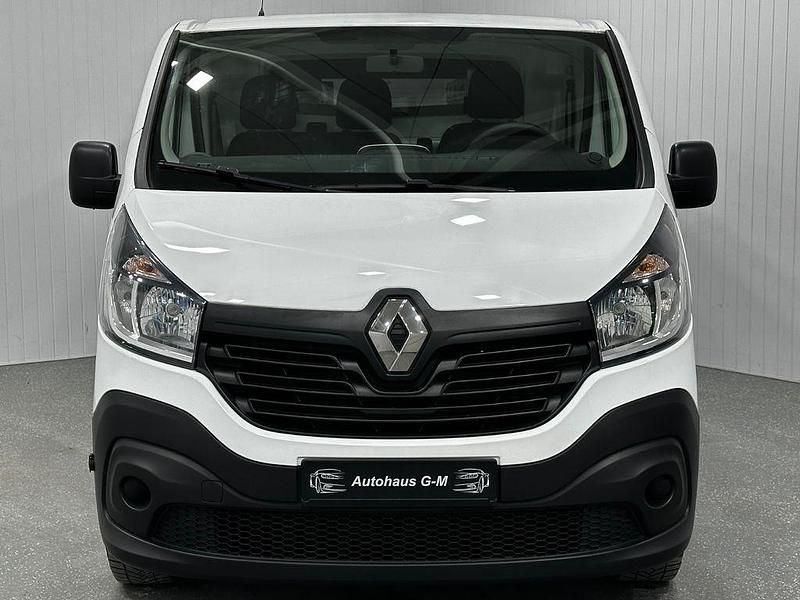 Gebraucht Renault Trafic 121 PS (88 kW) 2018 Weiß Van / Kleinbus