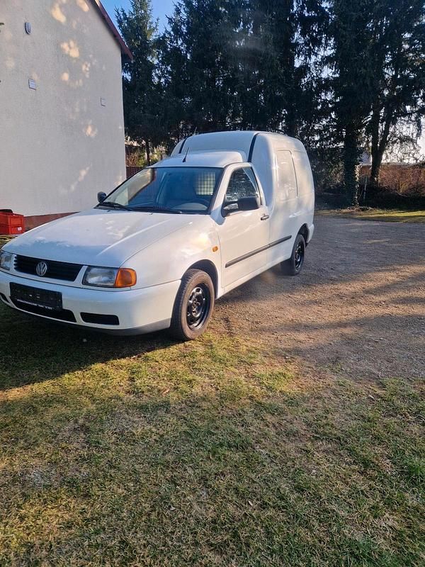Gebraucht VW Caddy 64 PS (47 kW) 2002 Weiß Van / Kleinbus