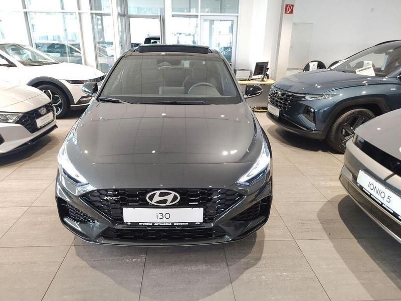 Neu Hyundai i30 N Line 150 PS (110 kW) 2026 Cypress green Limousine