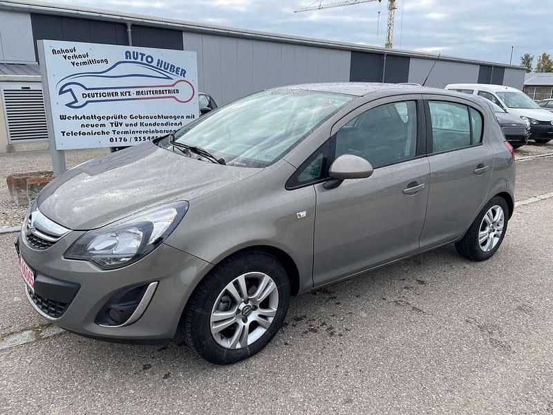 Muskatgrau/pepperdust Gebraucht 2014 Opel Corsa Energy Kleinwagen | 7.499 € (Etwas zu teuer) - Bild 1/4